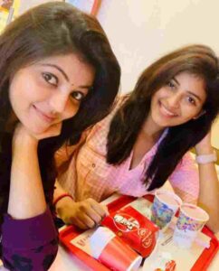 Athulya Ravi with her sister