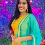 Sayli Kamble Indian Idol, Biography, Wki, Age, Height, Family, Father