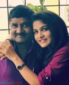 divya uruduga with her father