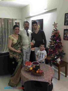 Kevin Almasifar with his family