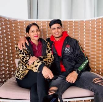 Shubman Gill with her mother Kirat Gill