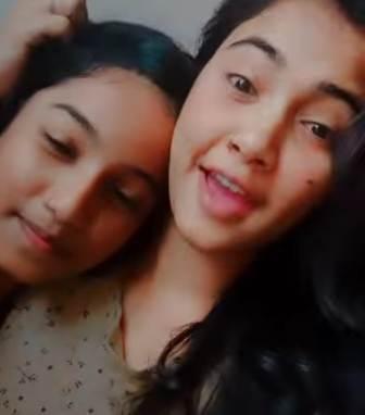 Trisha Kar Madhu with her sister Annesa Kar