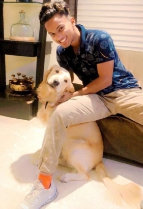 Ayush Badoni pet dog lover