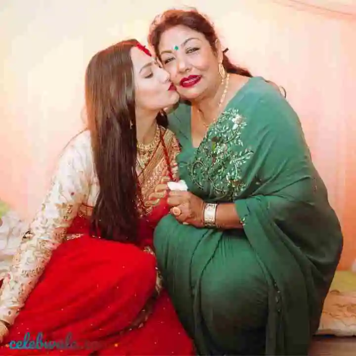Priyanka Karki with her mother Rakshya Malhotra Karki