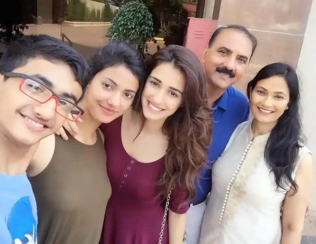 Disha Patani with her family