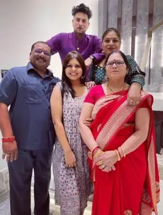 Kuldeep Yadav with his family