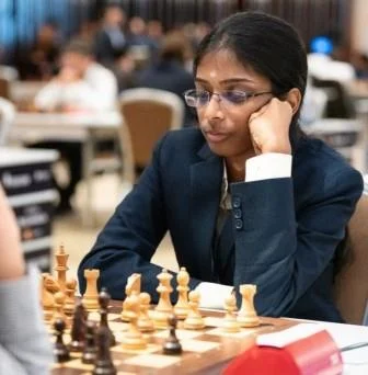 Rameshbabu Praggnanandhaa elder sister R Vaishali during a match